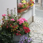 Отель Am Rathaus 3*