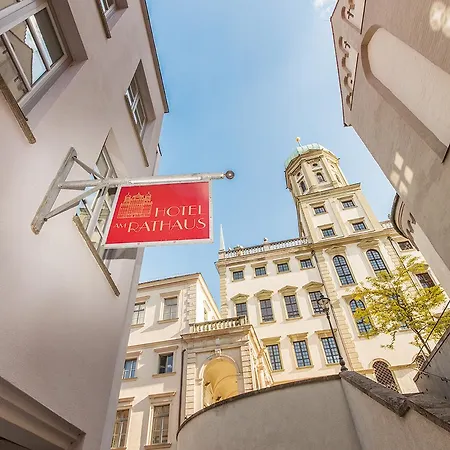 Hotel Am Rathaus 3*