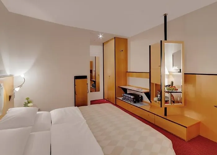 מלון Am Rathaus אוגסבורג